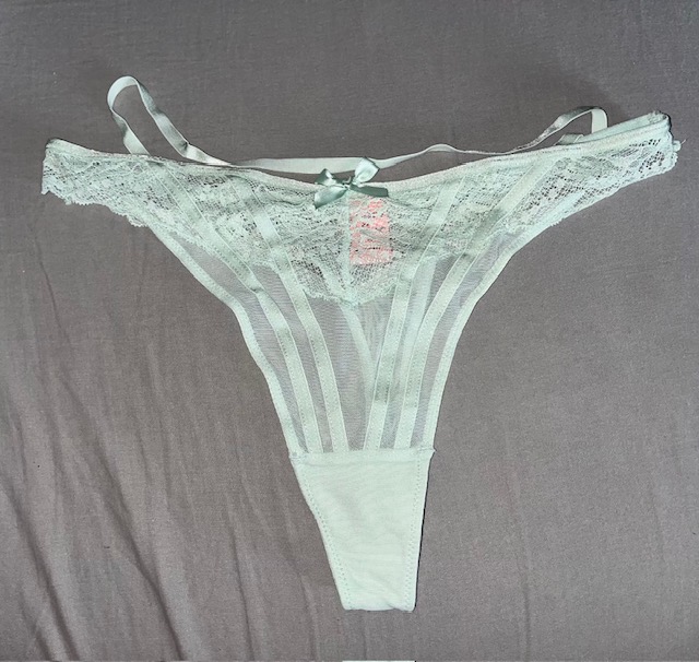 String Hunkemoller Mintgroen